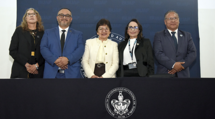 Lilia Cedillo destaca calidad académica de la Facultad de Medicina