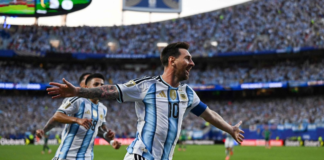 Messi iguala récord goleador de Miroslav Klose