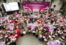Pepe Chedraui entrega reconocimientos a “Mujeres Imparables”