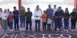 Pável Gaspar inaugura rehabilitación de cancha en Totoltepec