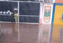 Lluvia en Coronango inunda primaria; alumnos son rescatados