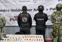 Aseguran 20 puntas hechizas y armas en penal de Cholula