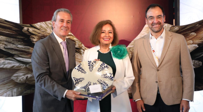 Extesorera de EU participa en Smart City Expo LATAM Congress