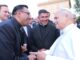 Sacerdote poblano Leonel Báez es recibido por el papa León XIV