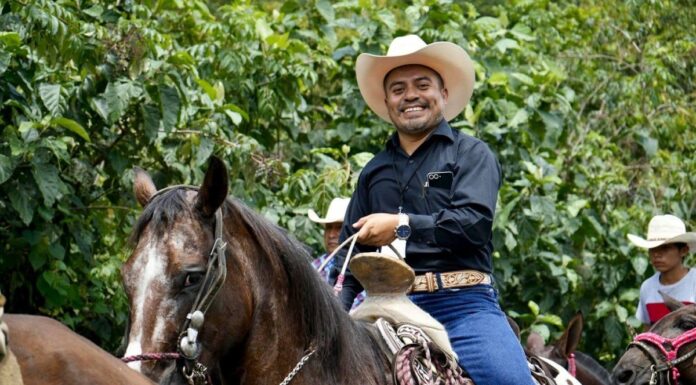 Congreso recibe solicitud para revocar mandato de alcalde de Zapotitlán de Méndez