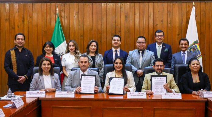 San Pedro Cholula firma convenio para fortalecer comercio y turismo
