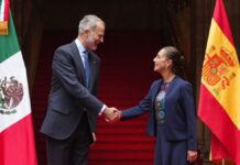 Sheinbaum recibe en Palacio Nacional al rey de España