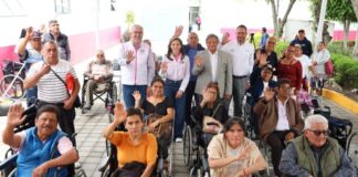 DIF Puebla Capital entrega 25 sillas de ruedas en Unidad Médica Integral