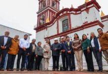 Tonantzin Fernández entrega insumos para rehabilitar Parroquia de San Pedro