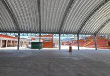 Rehabilitan techado y plaza cívica en primaria de Yaonáhuac