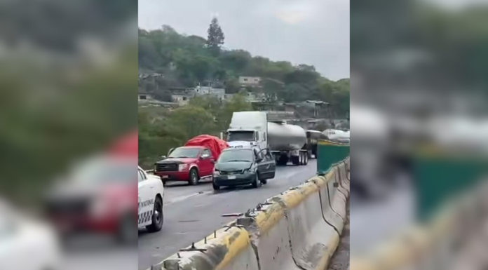 Accidente múltiple provoca cierre total en la Orizaba–Puebla