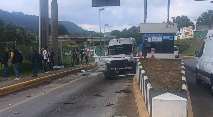Varios lesionados tras aparatoso accidente en caseta de Zaragoza