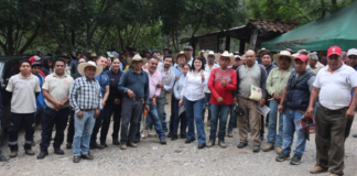 Zacatlán realiza faena y pláticas sobre normas ambientales