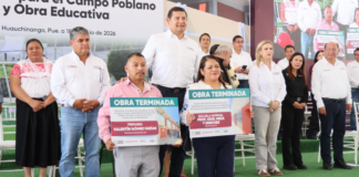 Entregan apoyos para fortalecer el campo en Huauchinango