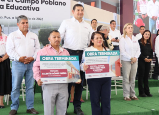 Entregan apoyos para fortalecer el campo en Huauchinango