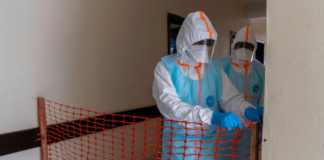 OMS baja cifra de sospechosos de ébola tras descartar otros casos