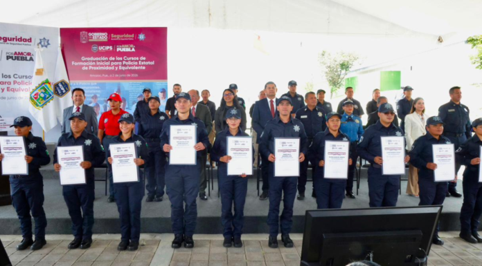 Puebla refuerza corporaciones de seguridad con 330 egresados