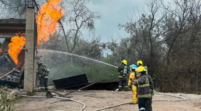 Controlan explosión de gas LP en Tepeaca; hallan más pipas