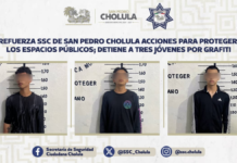 Detienen a tres jóvenes por grafitis en San Pedro Cholula