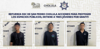 Detienen a tres jóvenes por grafitis en San Pedro Cholula