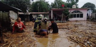Lluvias dejan afectaciones en viviendas y vialidades de Esperanza