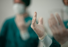 Puebla acumula siete denuncias contra supuestos médicos
