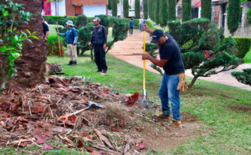 Zacatlán rehabilita parque de la calle Leandro Valle