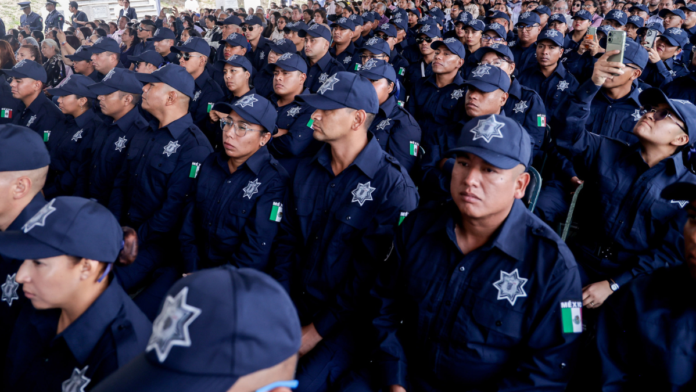 policías