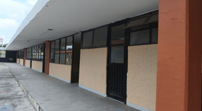 Rehabilitan primaria “Jesús González Ortega” en Puebla