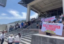 Comunidad nahua protesta en SPFA por retraso en entrega de recursos