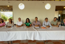 Denuncian amenazas y persecución contra regidores de Acatlán