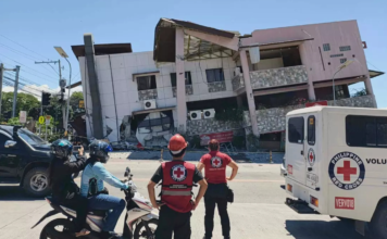 Suman 37 muertos tras terremoto de magnitud 7.8 en Filipinas