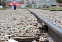 Hombre resulta herido tras ser arrollado por tren en Puebla