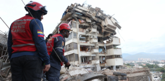 Mantienen búsqueda de sobrevivientes tras terremotos en Venezuela