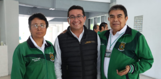 Pável Gaspar dialoga con estudiantes de Izúcar de Matamoros
