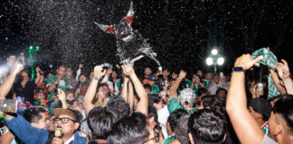 Zócalo de Puebla estalla con el triunfo de México sobre Corea