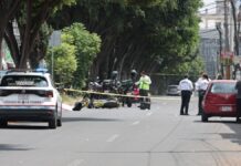 Adulto mayor muere por choque de motocicletas en la 14 Sur