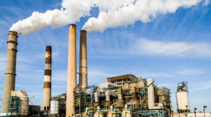 Actividad industrial en México retrocedió en 19 estados