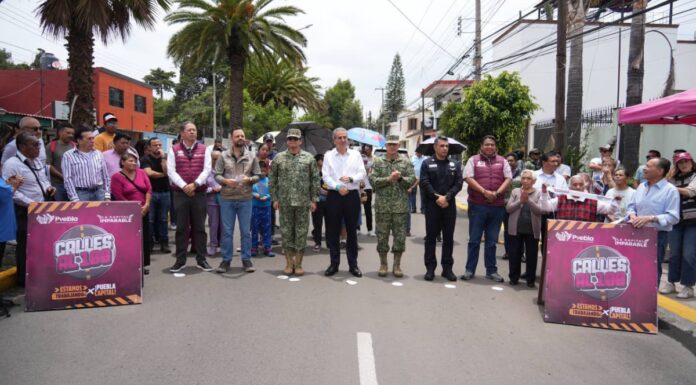 Pepe Chedraui entrega rehabilitación vial de avenida en Ignacio Zaragoza