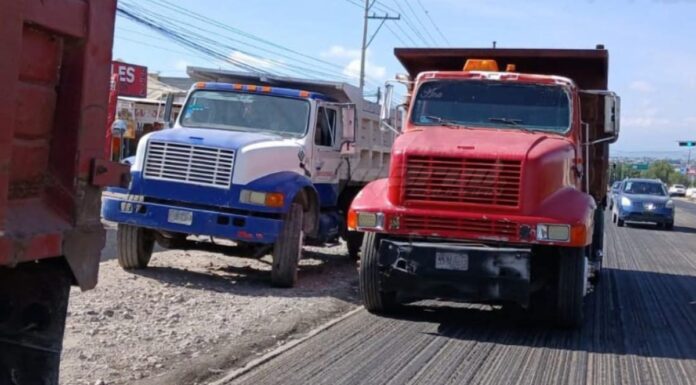 Camioneros de CMIT protestan por supuesta exclusión del Mega Bachetón