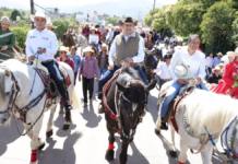 Armenta encabeza Cabalgata en honor a Santiago Apóstol