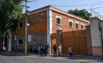 Casa del Abue recibe a más de mil adultos mayores al día