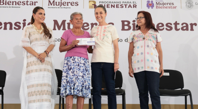 Sheinbaum entrega Pensión Mujeres Bienestar en Acapulco, Guerrero