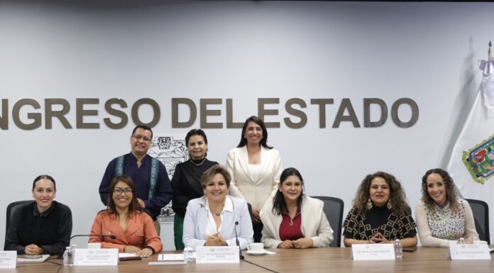 Comisión avala reforma para ampliar derechos en educación de menores