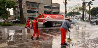 Realizan lavado en Avenida Juárez tras victoria de México