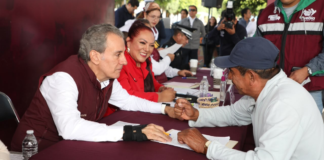Pepe Chedraui acerca servicios a vecinos de San Baltazar Tetela