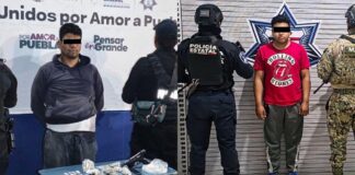 Caen dos presuntos distribuidores de droga; uno intentó enfrentar a policías