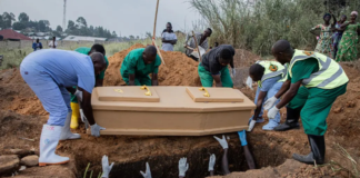 Brote de ébola en RD Congo deja más de mil fallecidos