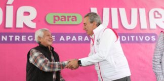 DIF Puebla Capital entrega 50 aparatos auditivos gratuitos