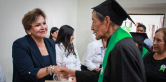 Floricel González fortalece apoyos y educación a familias